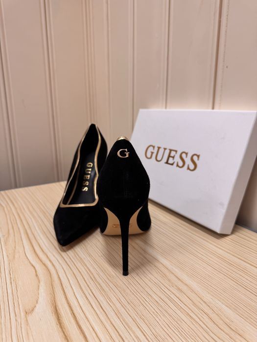Pantofi cu toc GUESS