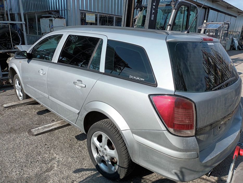 Dezmembrari  Opel ASTRA H  2004  > 2012 1.9 CDTI Motorina