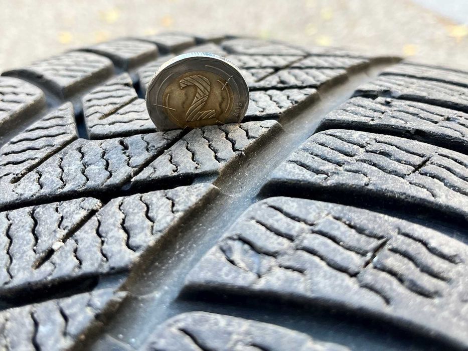 BRIDGESTONE Blizzak LM-005 205/60 R16 и PIRELLI Sottozero 3 245/45 R18