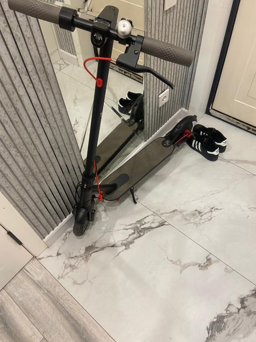 Продам электро самокат