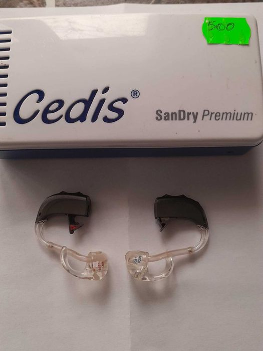 aparat auditiv                   ,