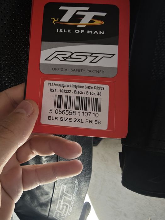 Цял екип RST V4.1 Evo Airbag чисто нов