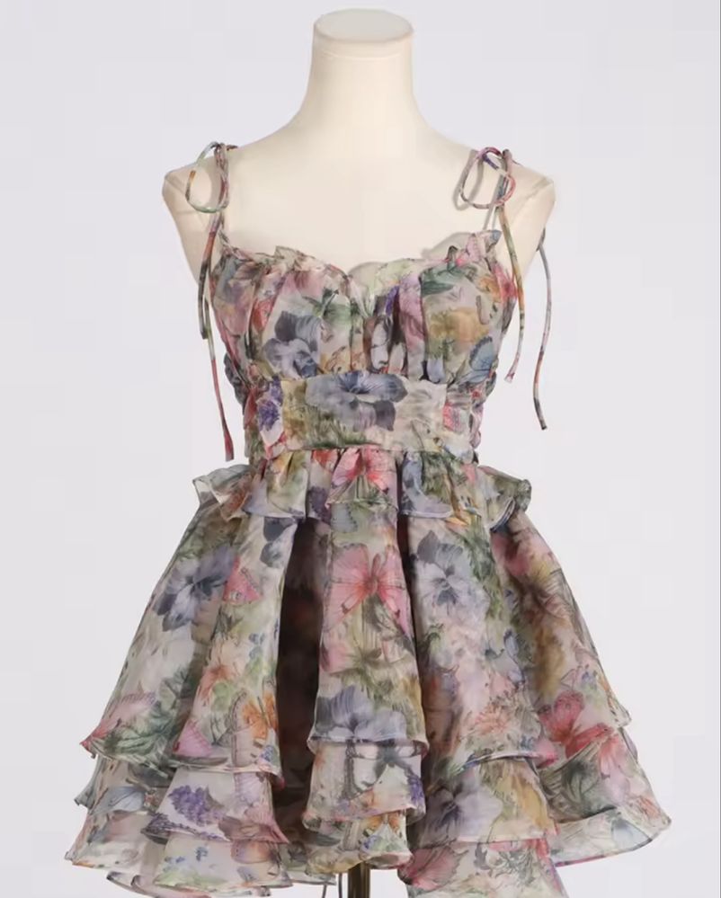 The dress edit Рокля която казва лято с всяка своя гънка