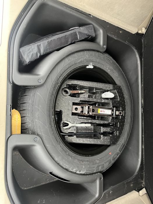 Продавам Jeep Grand Cherokee WK2 3.0 на части