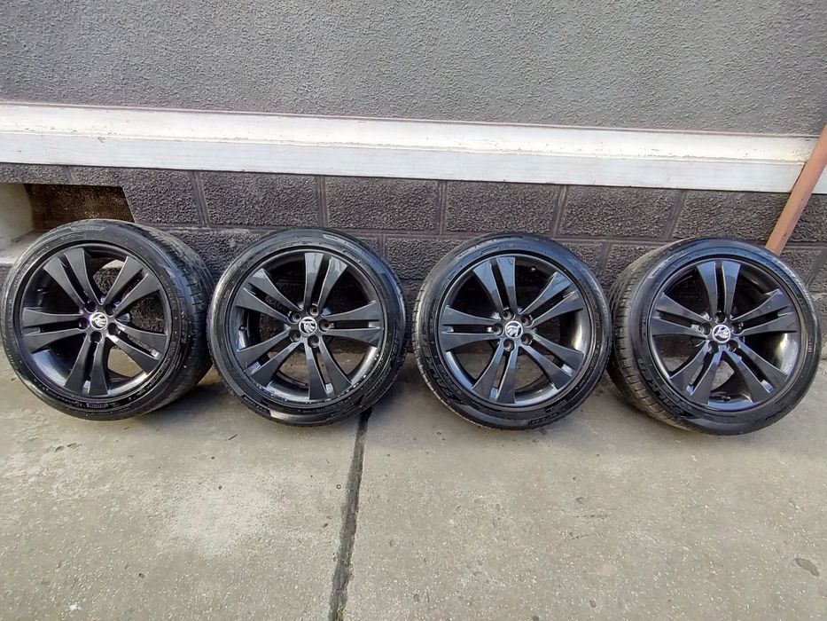 Vând Set Jante Aliaj 5x100 + Cauciucuri 205/50/17 Aproape NOI Fabia