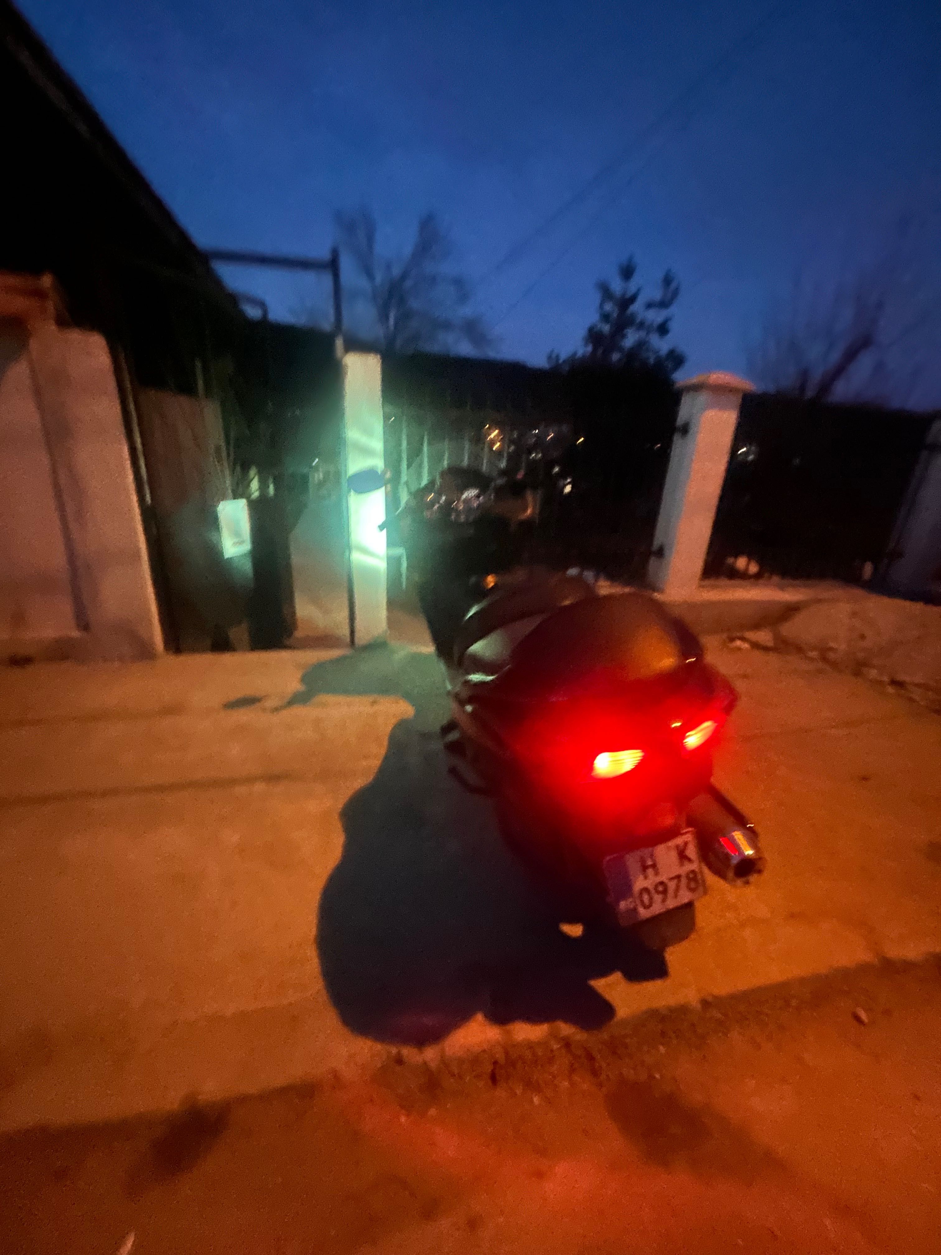 Honda Forza 250 keyles