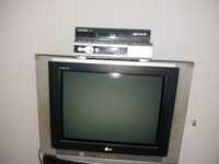 Продам телевизор 2тюнера спутниковая антенна и подставка для телевизор