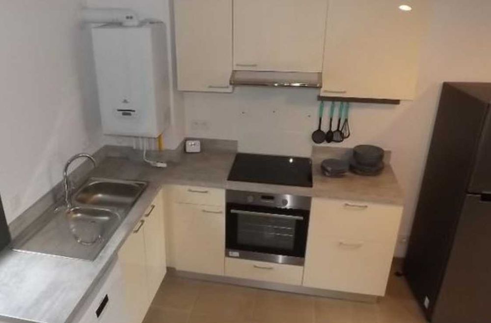 Дава се под наем Двустаен апартамент в Пловдив, Старият град - 65 кв.м за 255 € - Снимка #1