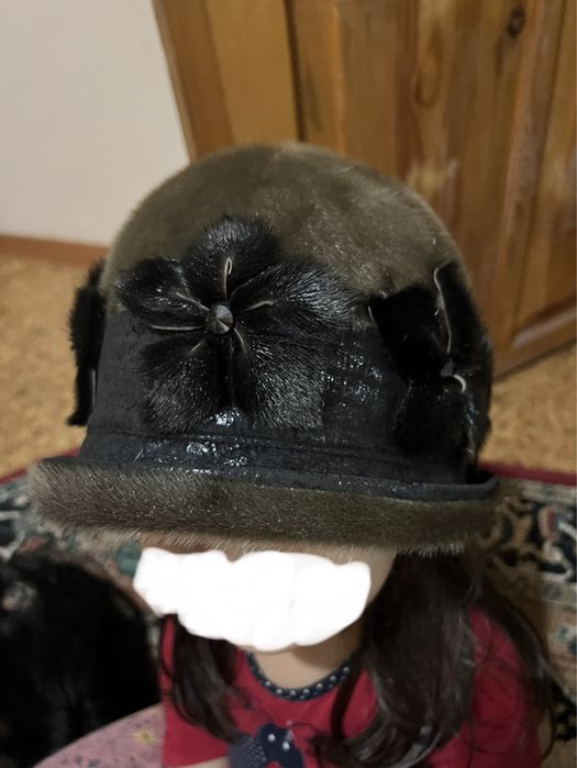 Меховые шапки женские