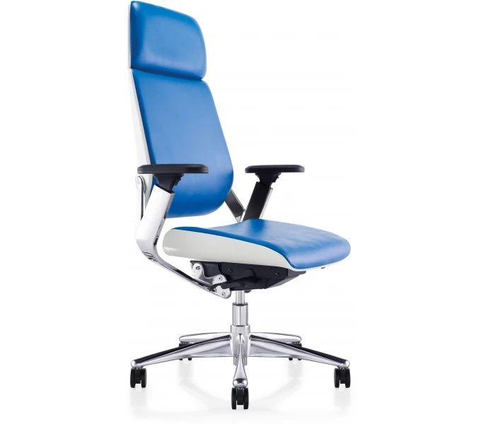 Офисное кресло для руководителя модель Charm