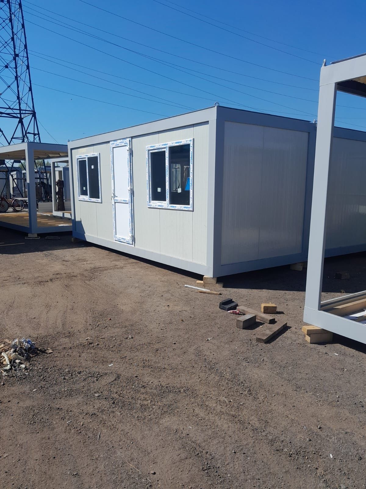 Vand container modular sau cadru metalic pentru container .