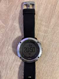 Vand smartwatch Suunto Traverse