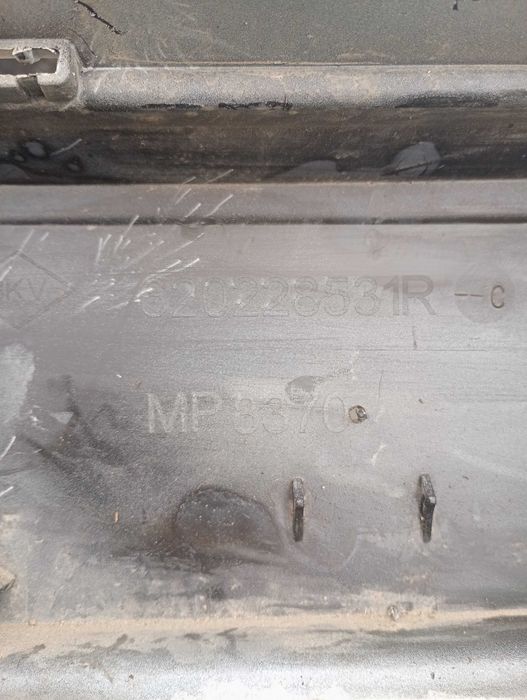 Bara fata Dacia Logan / Sandero 3 Dupa 2020 cod 620228531R