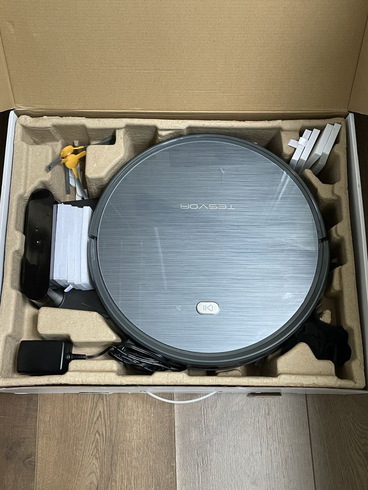 2 Броя /Робот прахосмукачка ECOVACS YEEDI DVX46