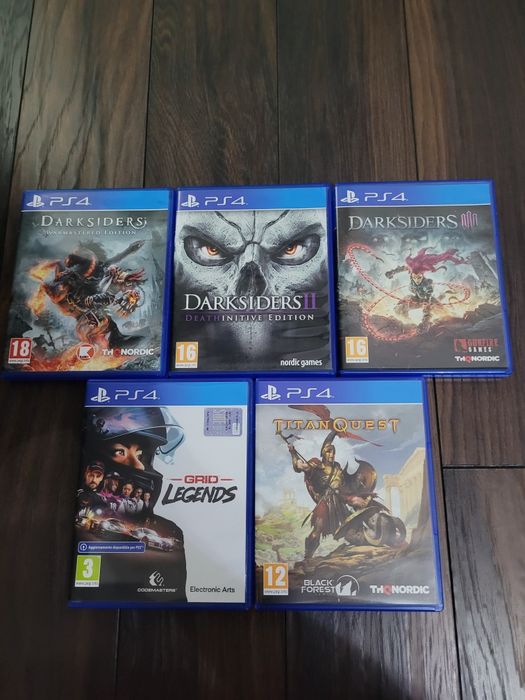 Vând jocuri playstation4