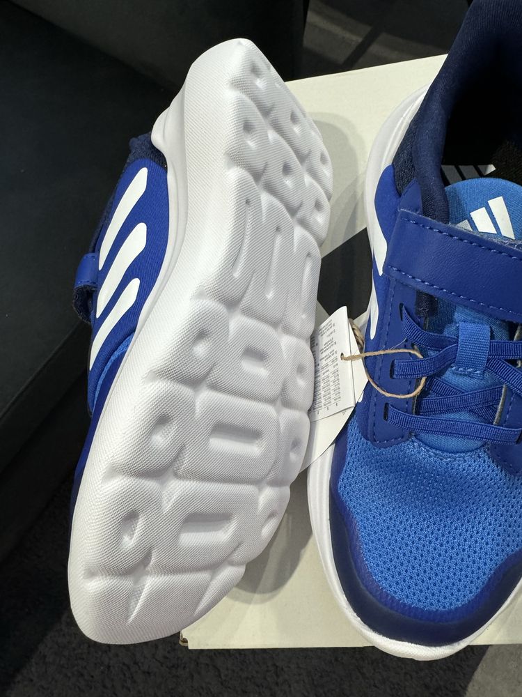 Маратонки Adidas