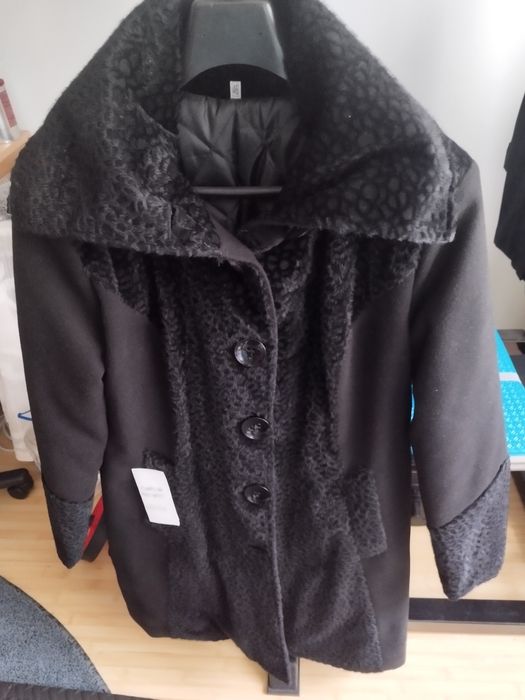 Vând palton de dama