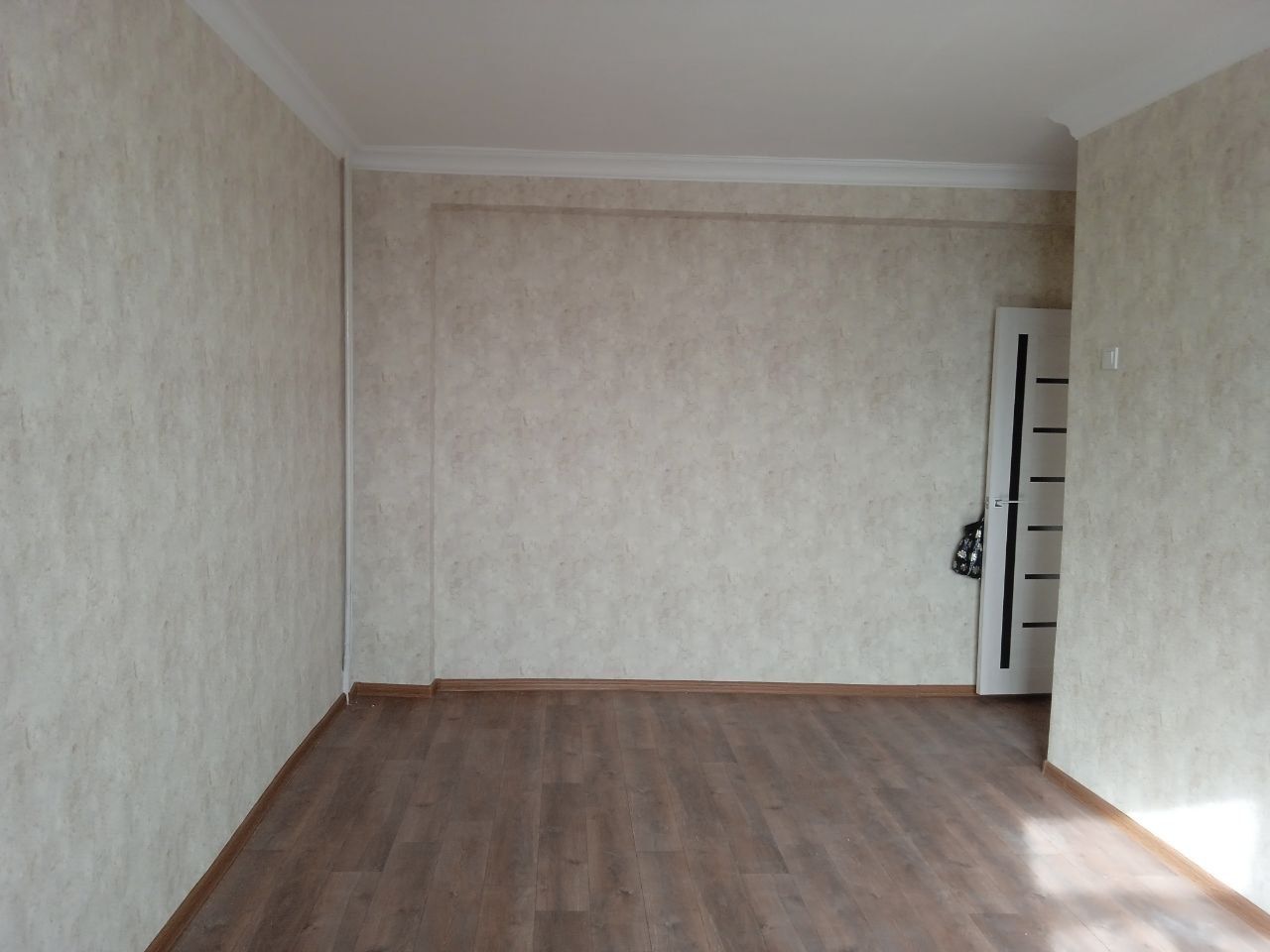 Продам 2 комнатную квартиру. С отличным ремонтом. 2/7/9