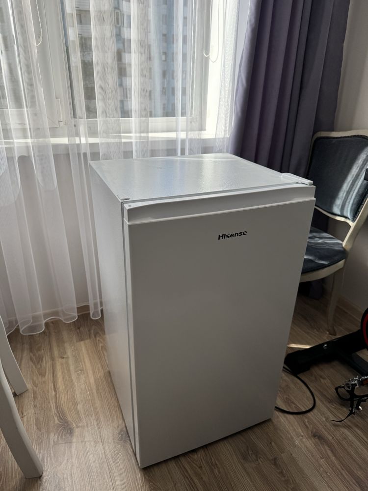 Морозилка Hisense