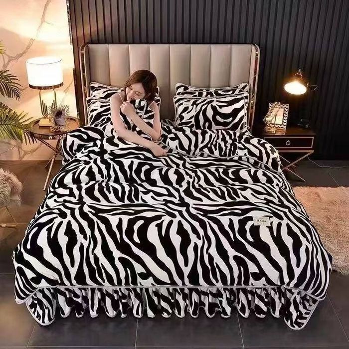 Зимниее велюр постельное бельё 2 спалка