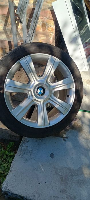 Продавам джанти с гуми за BMW