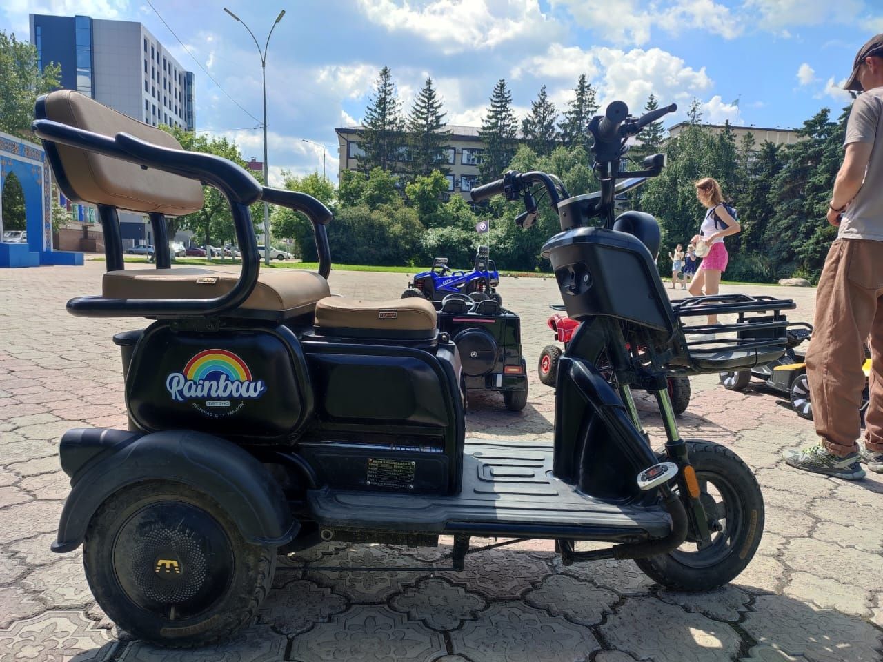 Продаю в отличном состоянии не битый