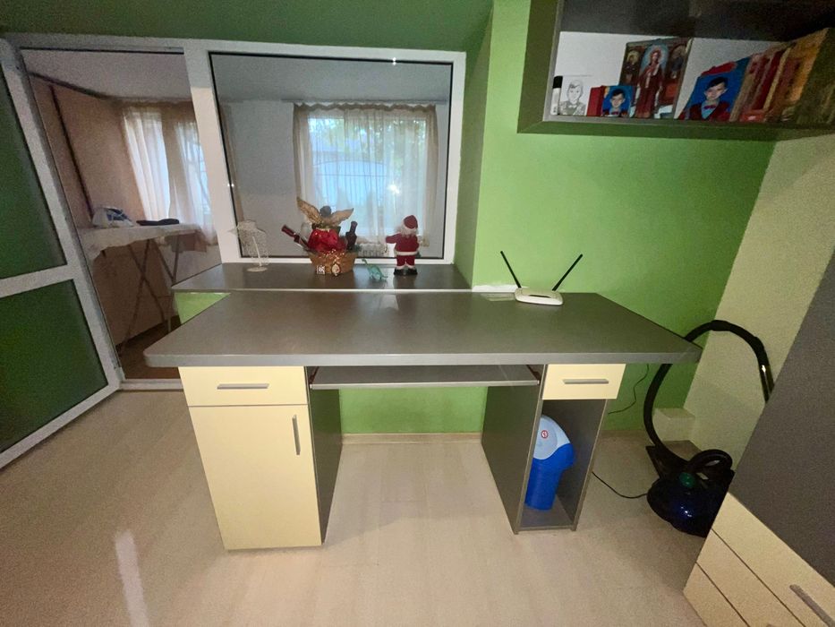 Paturi suprapuse copii +birou