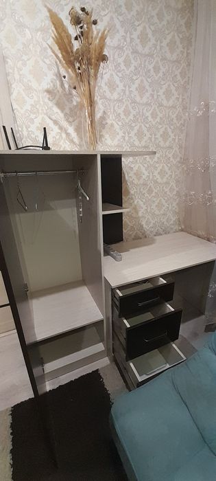 Стол-гардероб для компьютера