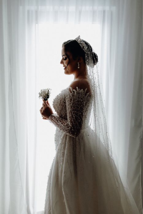 Vând rochie de mireasă