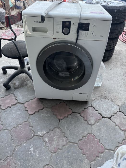 Продам стиральную машину