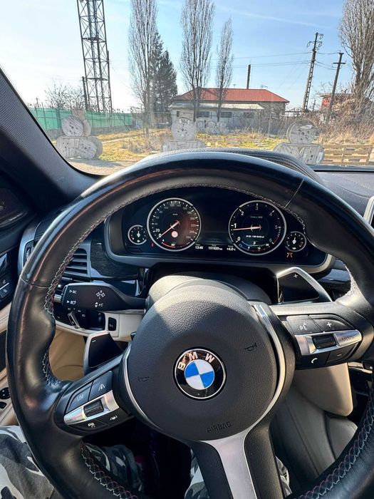 VAND BMW X6 M50D f16