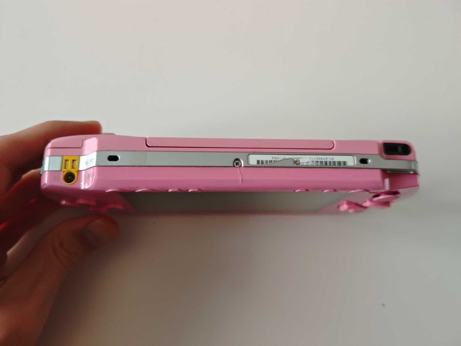 Sony PSP 1000 Pink Limited Edition - качени много игри