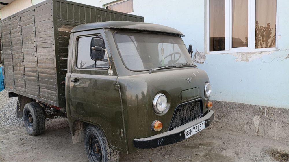 Увазик грузовой машина