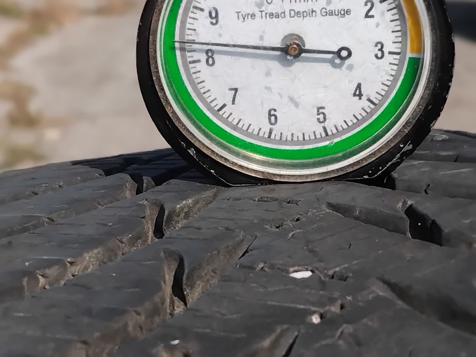 Гуми 205 60 16 Мишелин Michelin 4 броя. Нов внос. Не са нови!