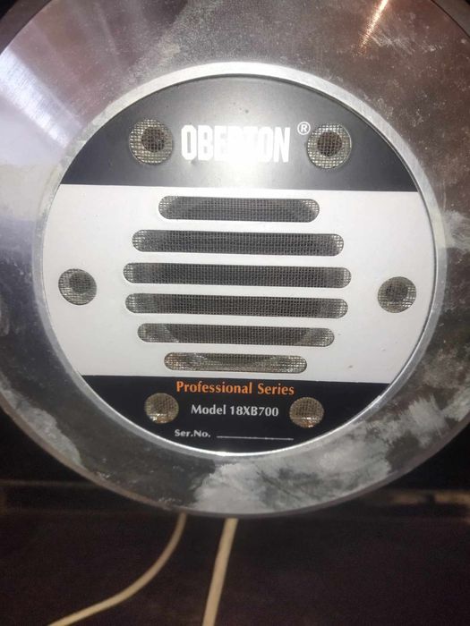 Бас каси Oberton SB118 2x700w Rms.
