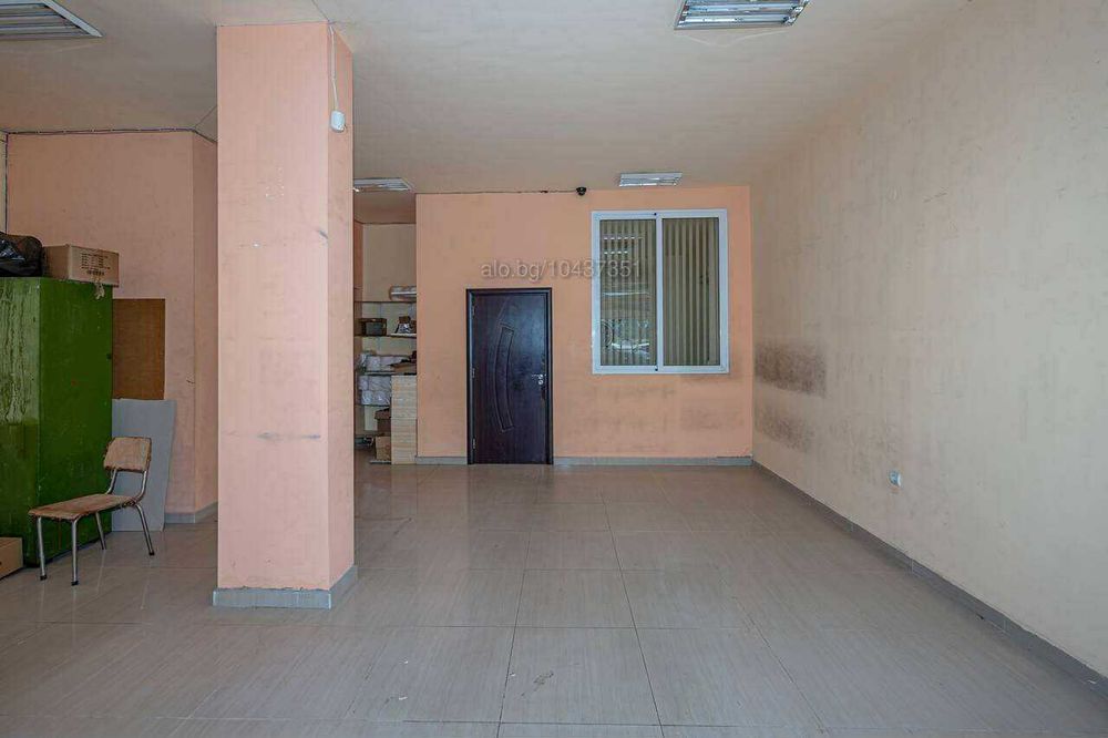 Магазин 61 кв.м в Тракия Пловдив