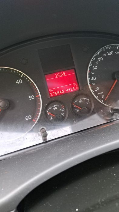 Vând Volkswagen caddy