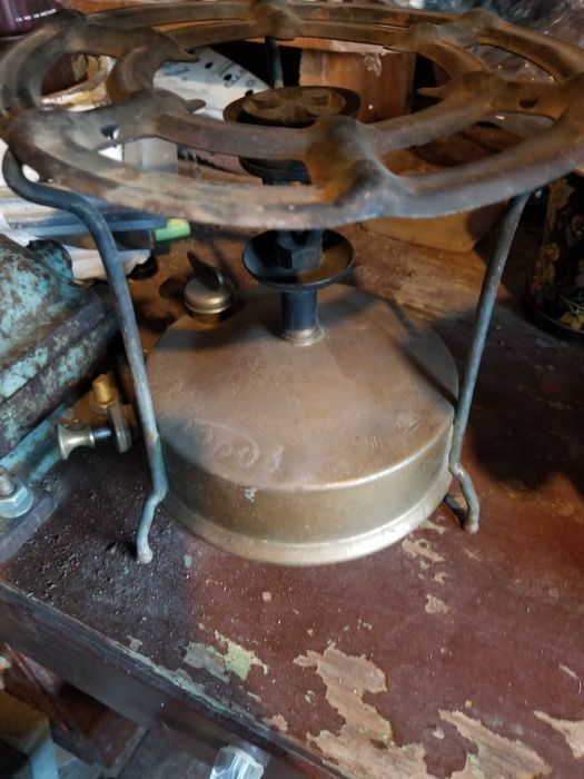 Примус, лампа на течна газ