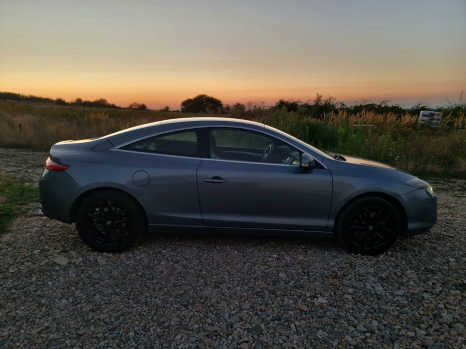 Renault laguna coupe