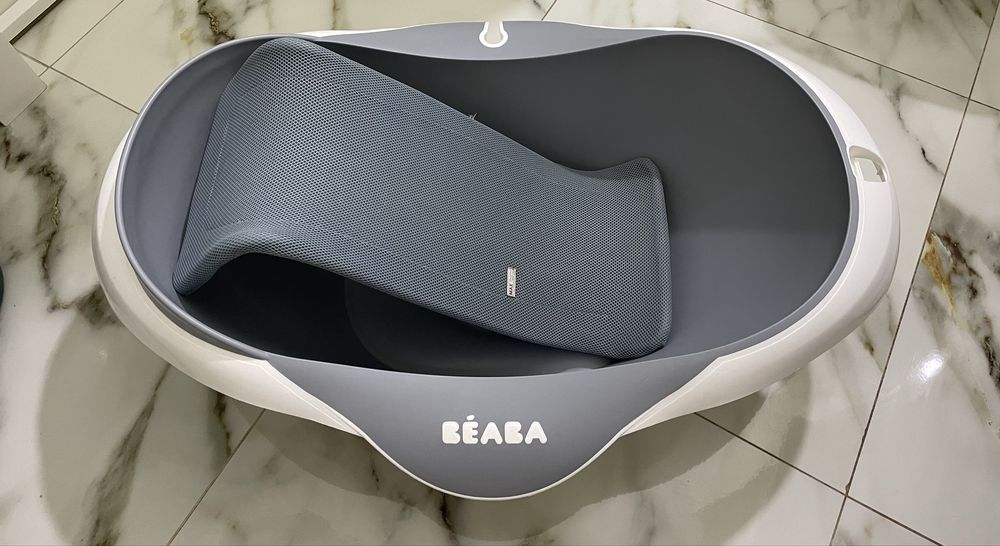 Детская ванночка Beaba с подставкой
