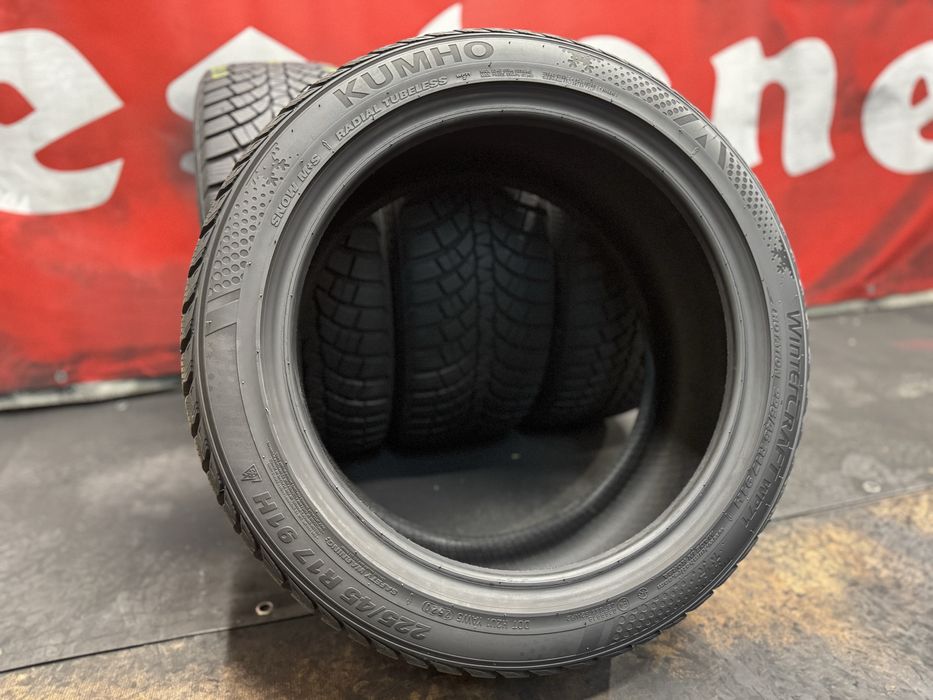 225 45 17, Зимни гуми, Kumho WinterCraftWP71, 4 броя