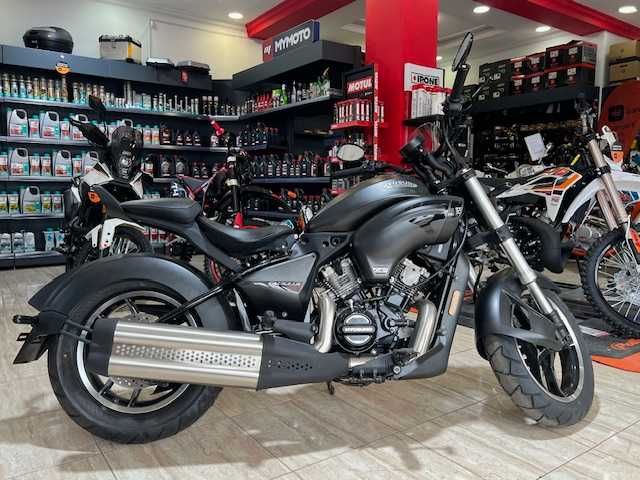 Motocicleta Hyosung GV300R, A2, 30cp, la MYMOTO CONSTANTA