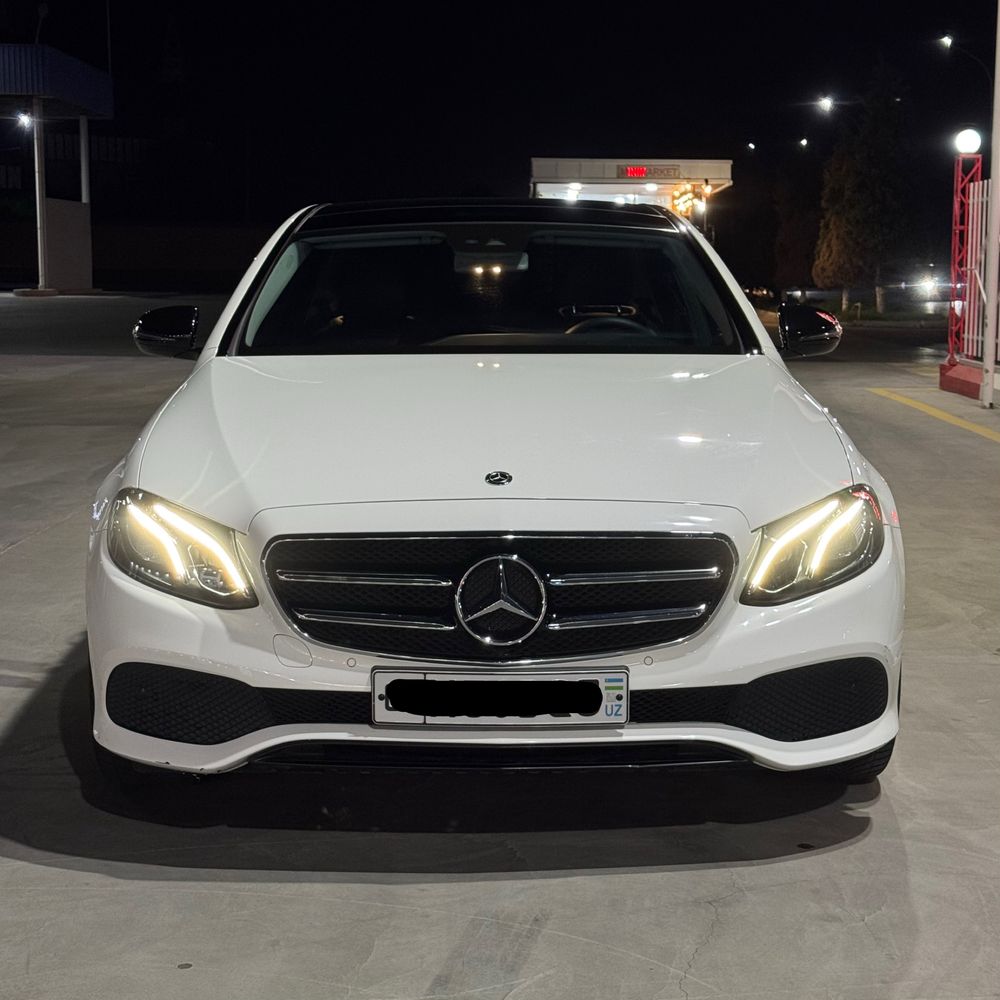 Mercedes W 213 e 200