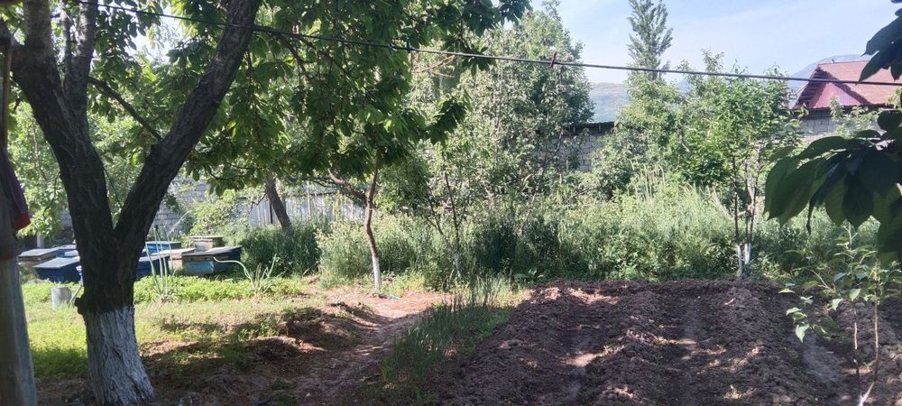 Продаётся участок 14.6 соток в Чарваке хорошое инвестиция в будущее