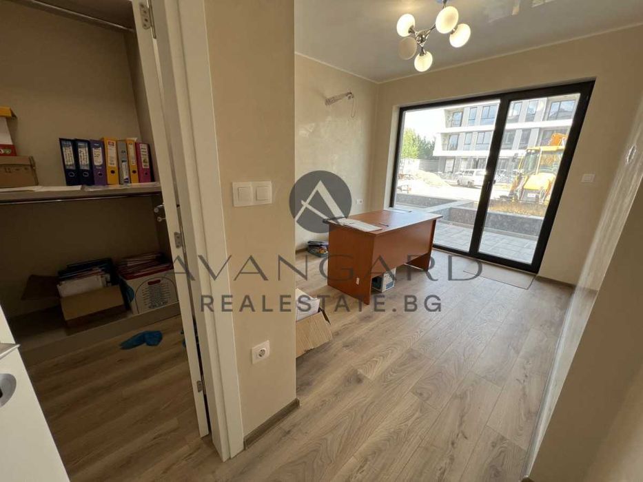 Продава се Двустаен апартамент в Пловдив, Беломорски - 131 кв.м за 1183 €/кв.м - Снимка #7
