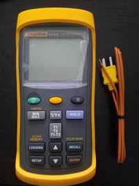 FLUKE 54-2-B Thermometer  &  FLUKE 80PK-1 - Environmental Test Probe
