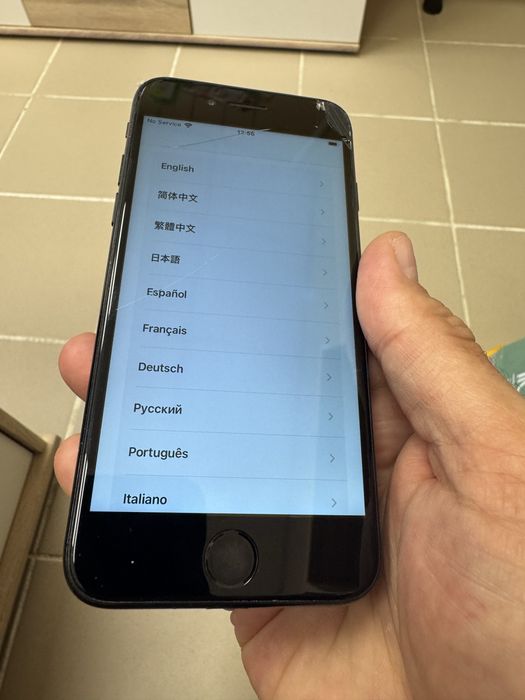 iPhone 7 32gb - с дефект