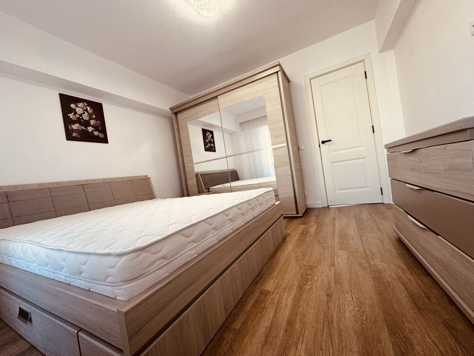 Școlii, Hotel Mara, 3 camere, totul nou