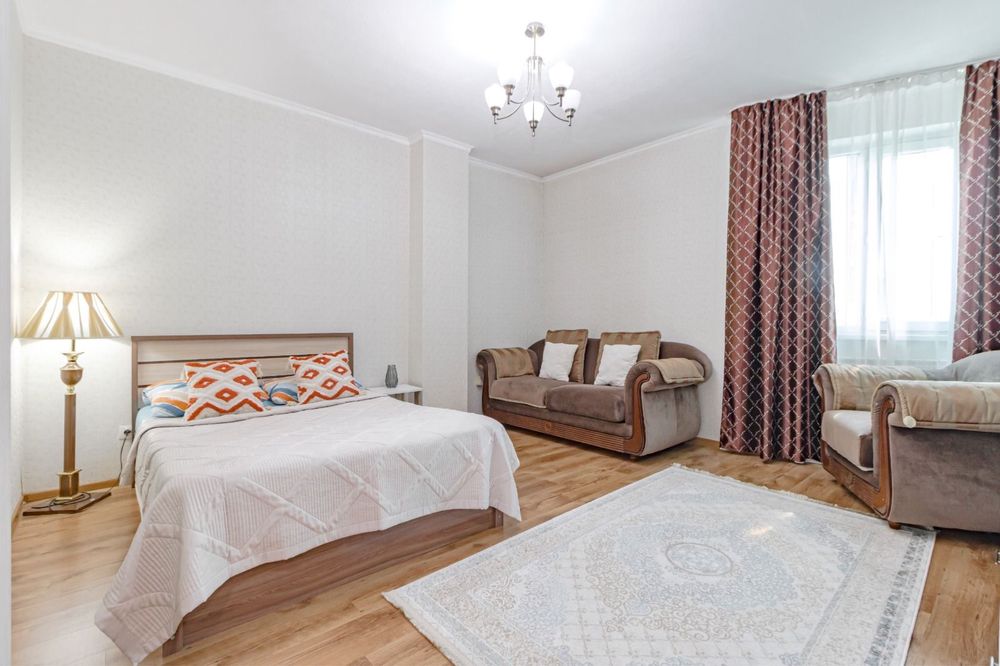 1 ком возле Хан Шатыра. ЖК Лазурный Квартал