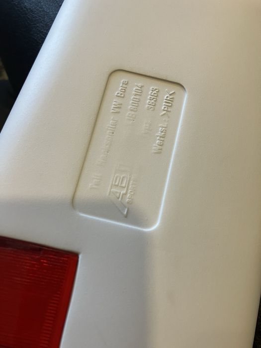 Спойлер оригинален на немската фирма ABT,за бора седан